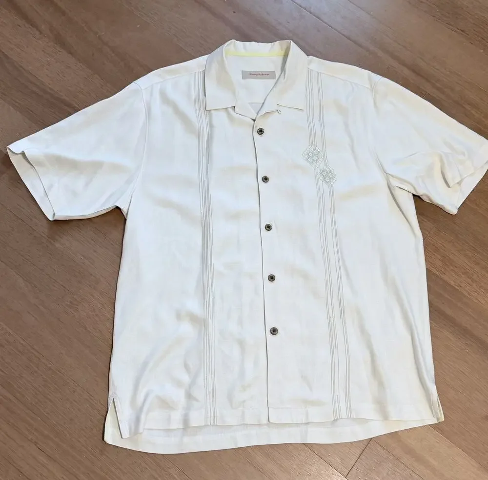 TOMMY BAHAMA Shirt Mens L Button Up Short Sleeve Cream 100% Silk Textured EUC